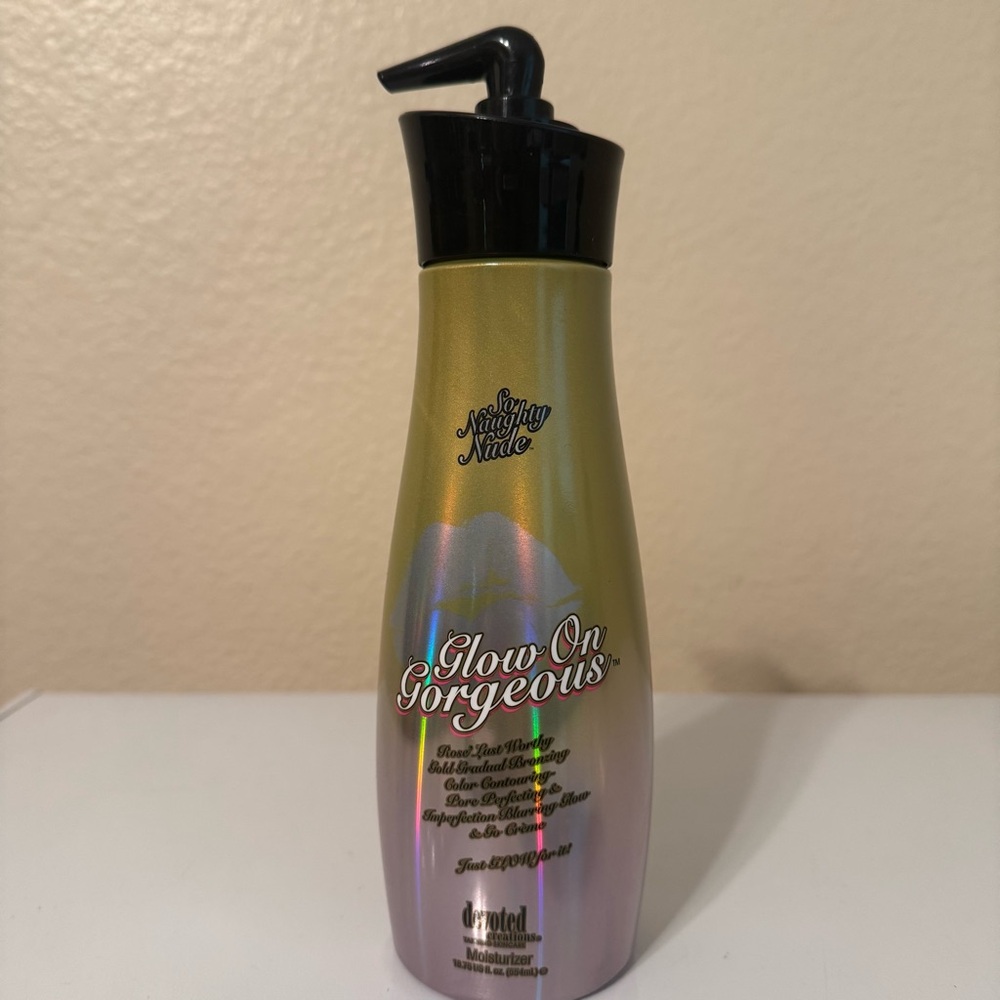 Devoted Creations So Naughty Nude Glow On Gorgeous Tan Extender - BNWT
